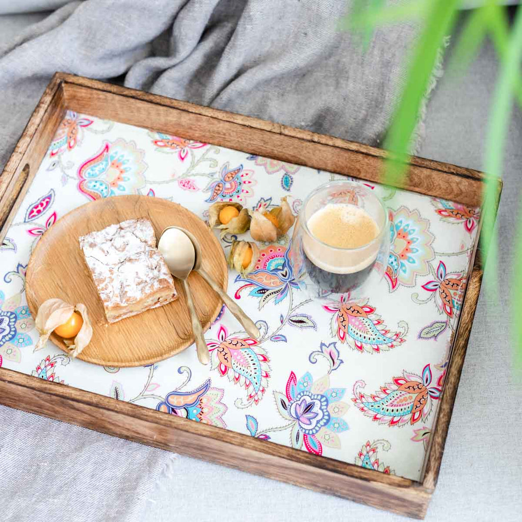 Mango Wood Trays - White Paisley