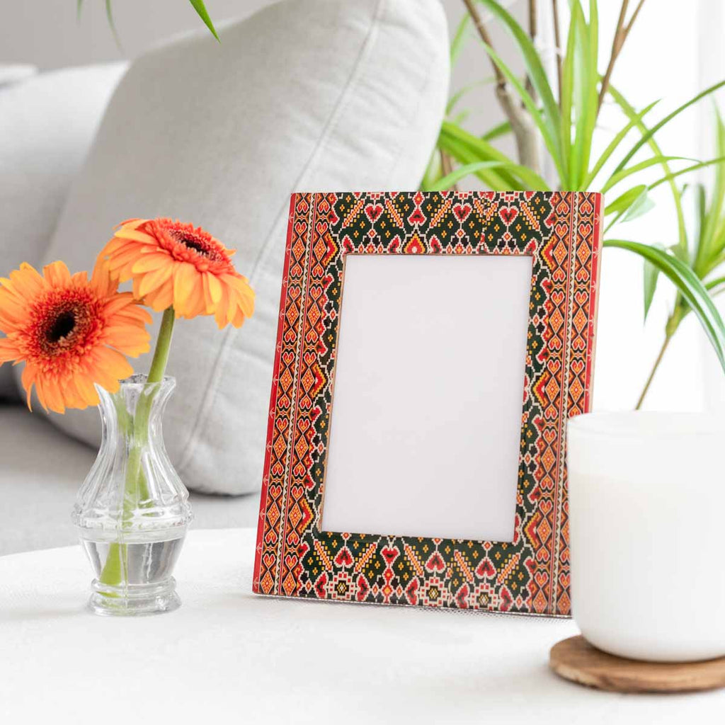 Photo Frame - Patola